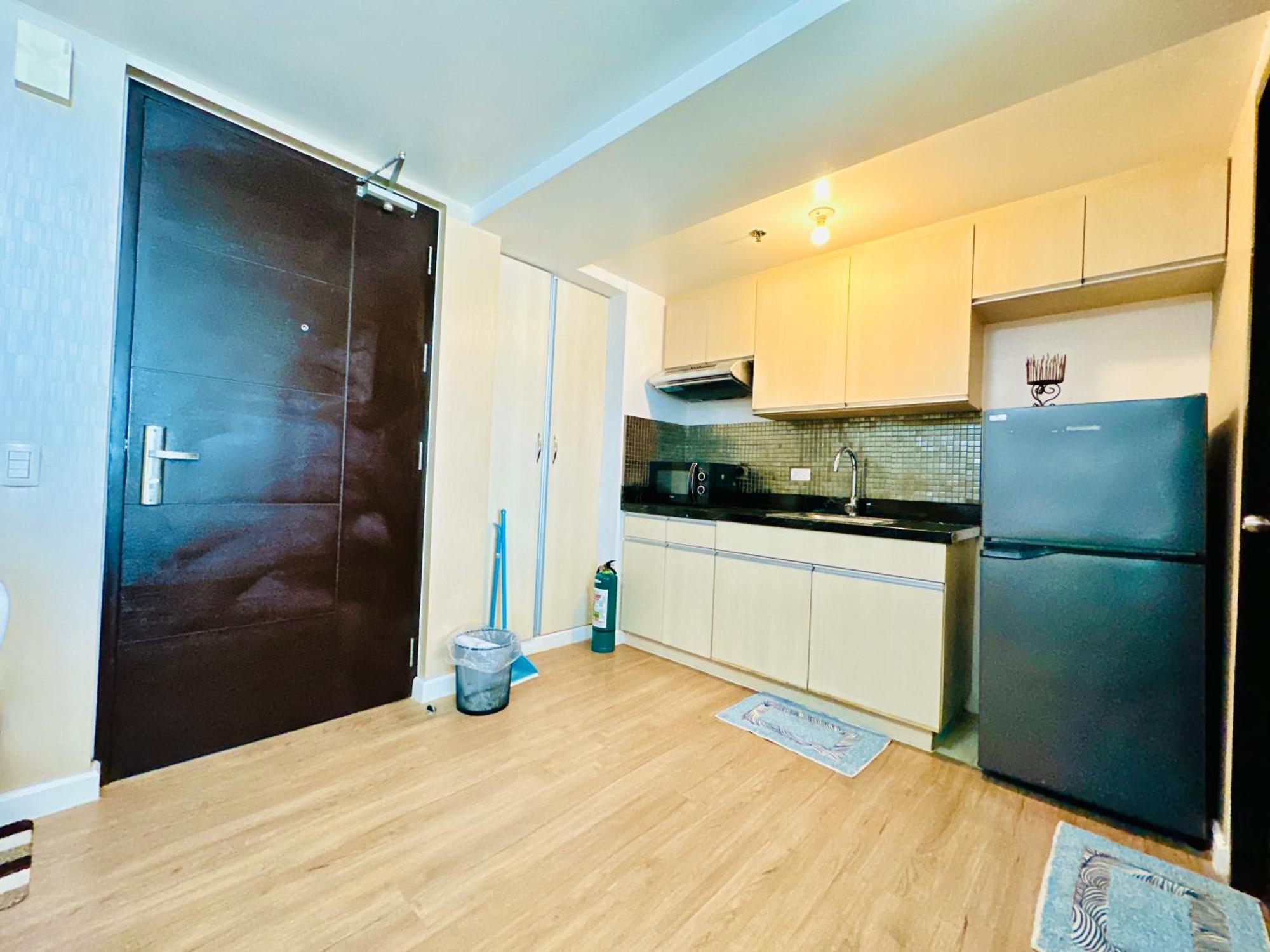 Feels Like Home Condos Abreeza Place Tower 1 & 2 Davao City Exteriör bild